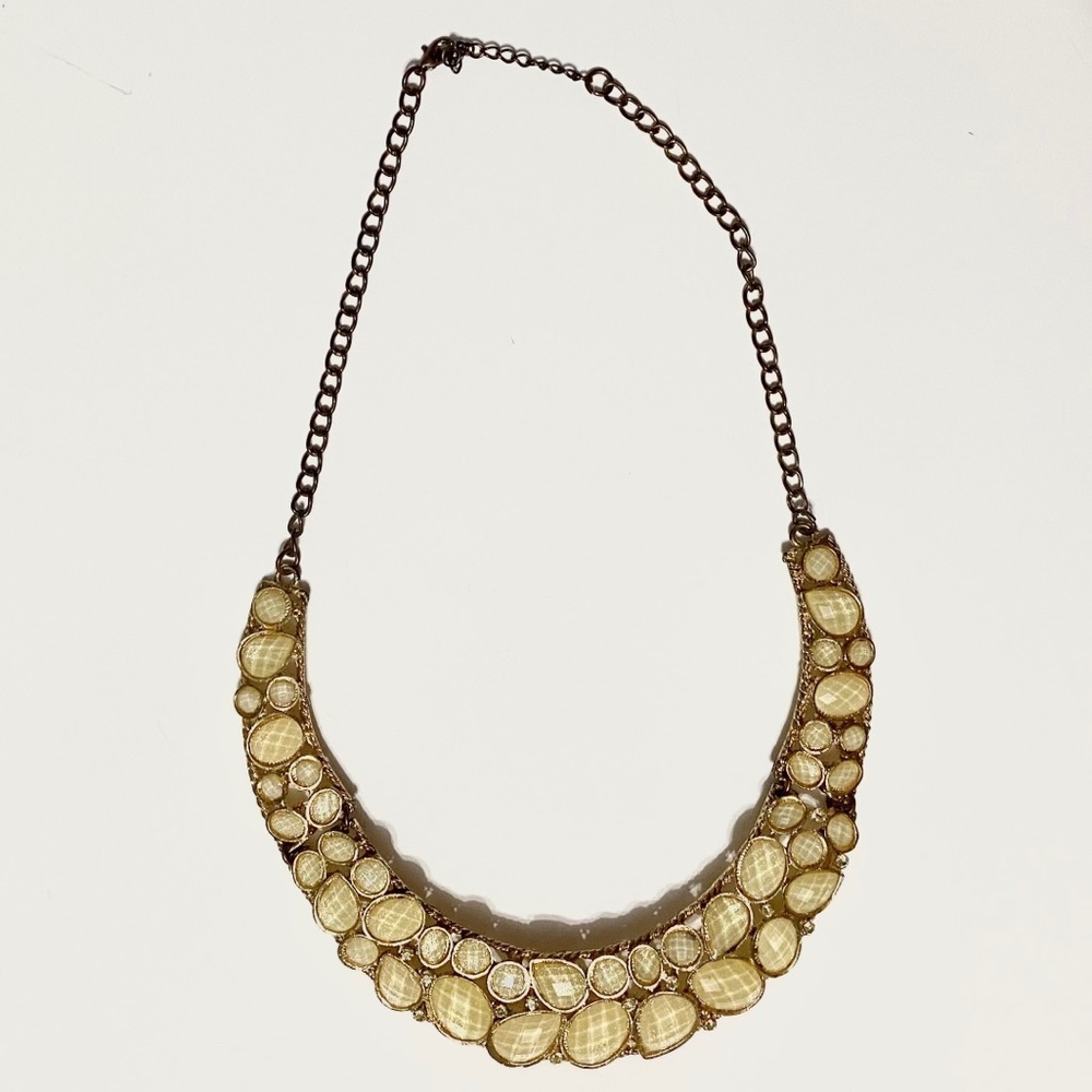 ✨2/$20 🎷Gold Statement Necklace
